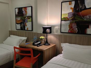 Zpad Residences 2*