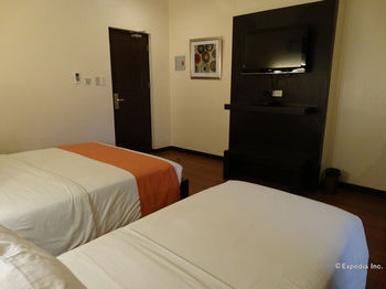 Hotel Esse Davao 3*