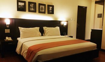 Hotel Esse Davao 3*