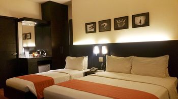Hotel Esse Davao 3*