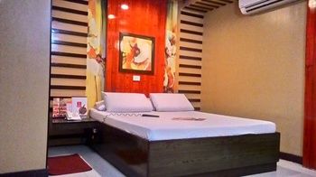Hotel Sogo - Quezon Avenue 2*