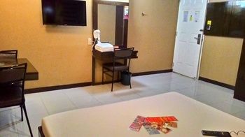 Hotel Sogo - Quezon Avenue 2*