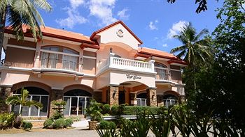 San Remigio Beach Club Sports and Leisure Resort 3*