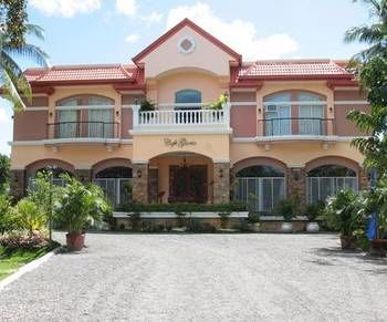 San Remigio Beach Club Sports and Leisure Resort 3*