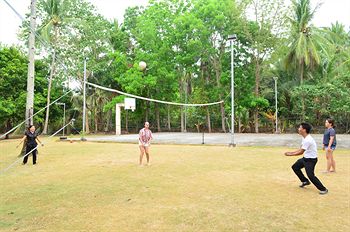 San Remigio Beach Club Sports and Leisure Resort 3*