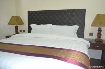 Diamond Spring Hotel Angeles 3*