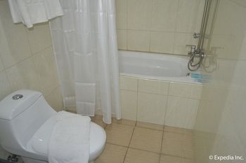 Diamond Spring Hotel Angeles 3*