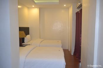 Diamond Spring Hotel Angeles 3*