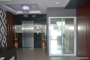 Diamond Spring Hotel Angeles 3*
