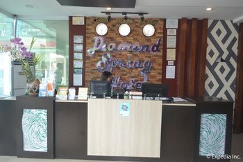 Diamond Spring Hotel Angeles 3*