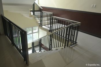 Diamond Spring Hotel Angeles 3*