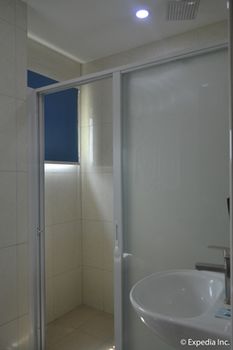 Diamond Spring Hotel Angeles 3*