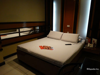 Hotel Sogo Pasay Rotonda 2*