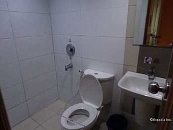 Hotel Sogo Pasay Rotonda 2*