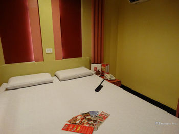 Hotel Sogo Pasay Rotonda 2*