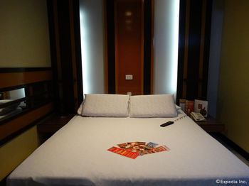 Hotel Sogo Pasay Rotonda 2*