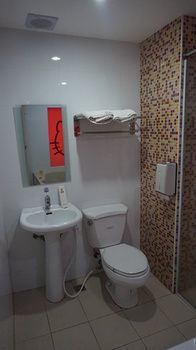Hotel Sogo Santolan 2*