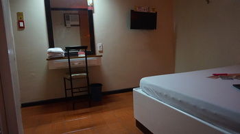 Hotel Sogo Santolan 2*