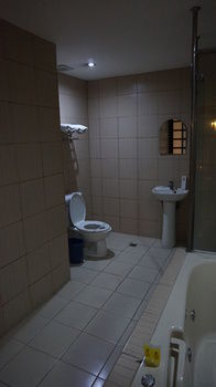 Hotel Sogo Santolan 2*