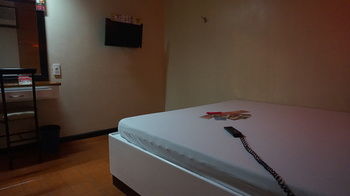 Hotel Sogo Santolan 2*