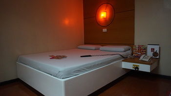 Hotel Sogo Santolan 2*