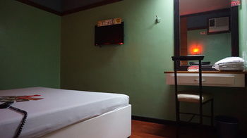 Hotel Sogo Santolan 2*