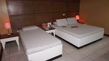Hotel Sogo Santolan 2*