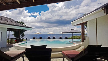 Kawayan Holiday Resort 3*