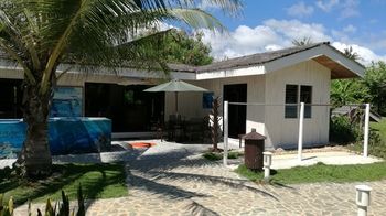 Kawayan Holiday Resort 3*