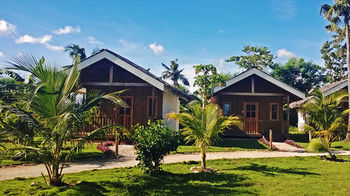 Kawayan Holiday Resort 3*