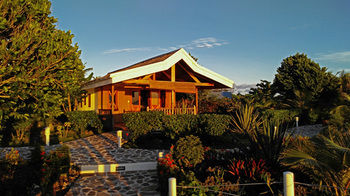 Kawayan Holiday Resort 3*