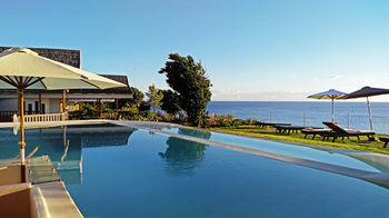 Kawayan Holiday Resort 3*