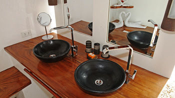 Kawayan Holiday Resort 3*