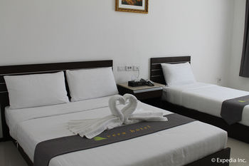 Townhouse Oak Vera Hotel Near Clark International Airport 2*