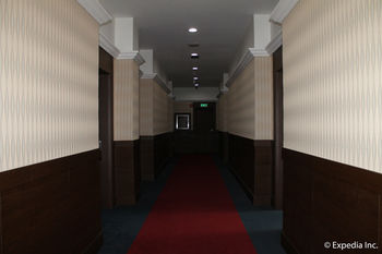Townhouse Oak Vera Hotel Near Clark International Airport 2*