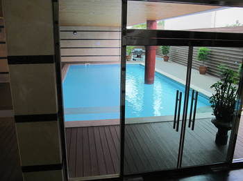 Townhouse Oak Vera Hotel Near Clark International Airport 2*