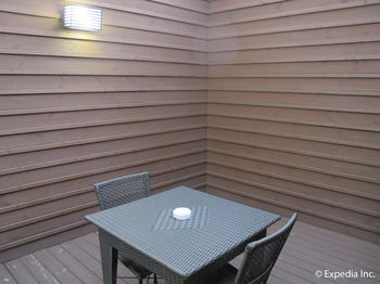 Townhouse Oak Vera Hotel Near Clark International Airport 2*