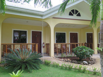 Bohol Sunside Resort 3*