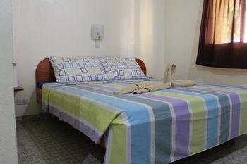 Bohol Sunside Resort 3*