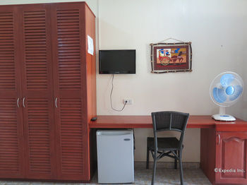 Bohol Sunside Resort 3*