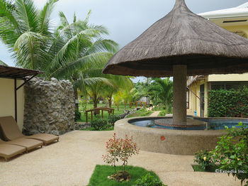 Bohol Sunside Resort 3*