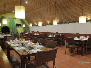 Bohol Sunside Resort 3*