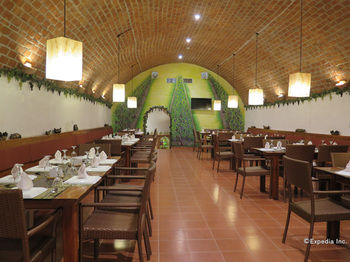 Bohol Sunside Resort 3*