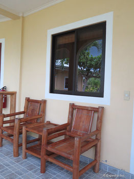 Bohol Sunside Resort 3*