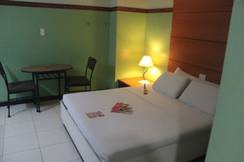 Hotel Sogo Alabang Rotonda 2*