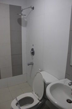 Hotel Sogo Alabang Rotonda 2*