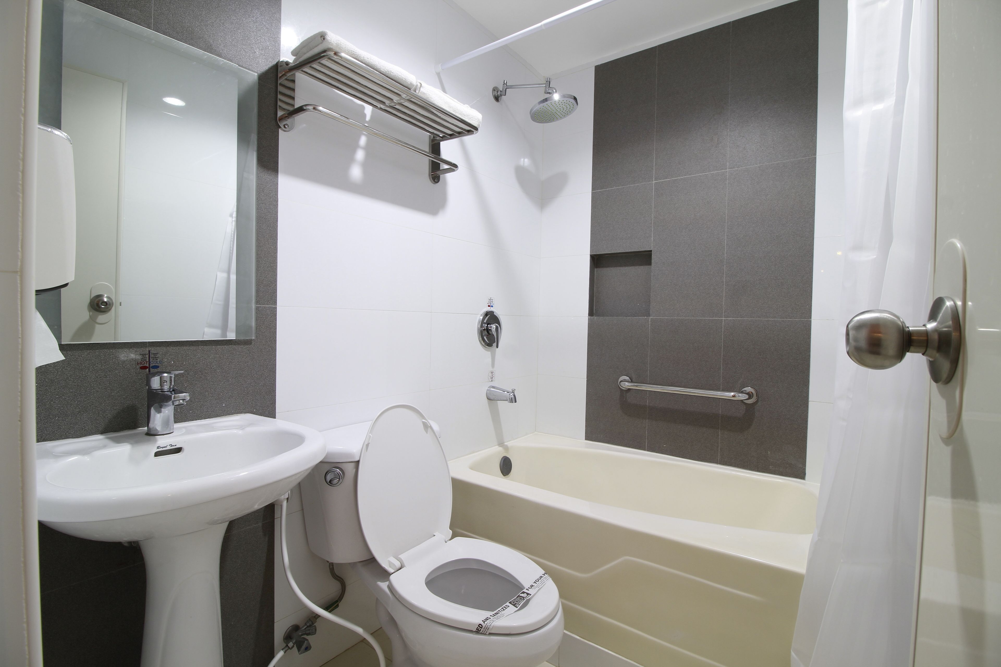 Hotel Sogo Alabang Rotonda 2*