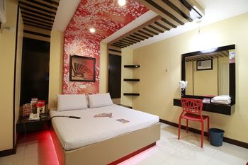 Hotel Sogo Alabang Rotonda 2*