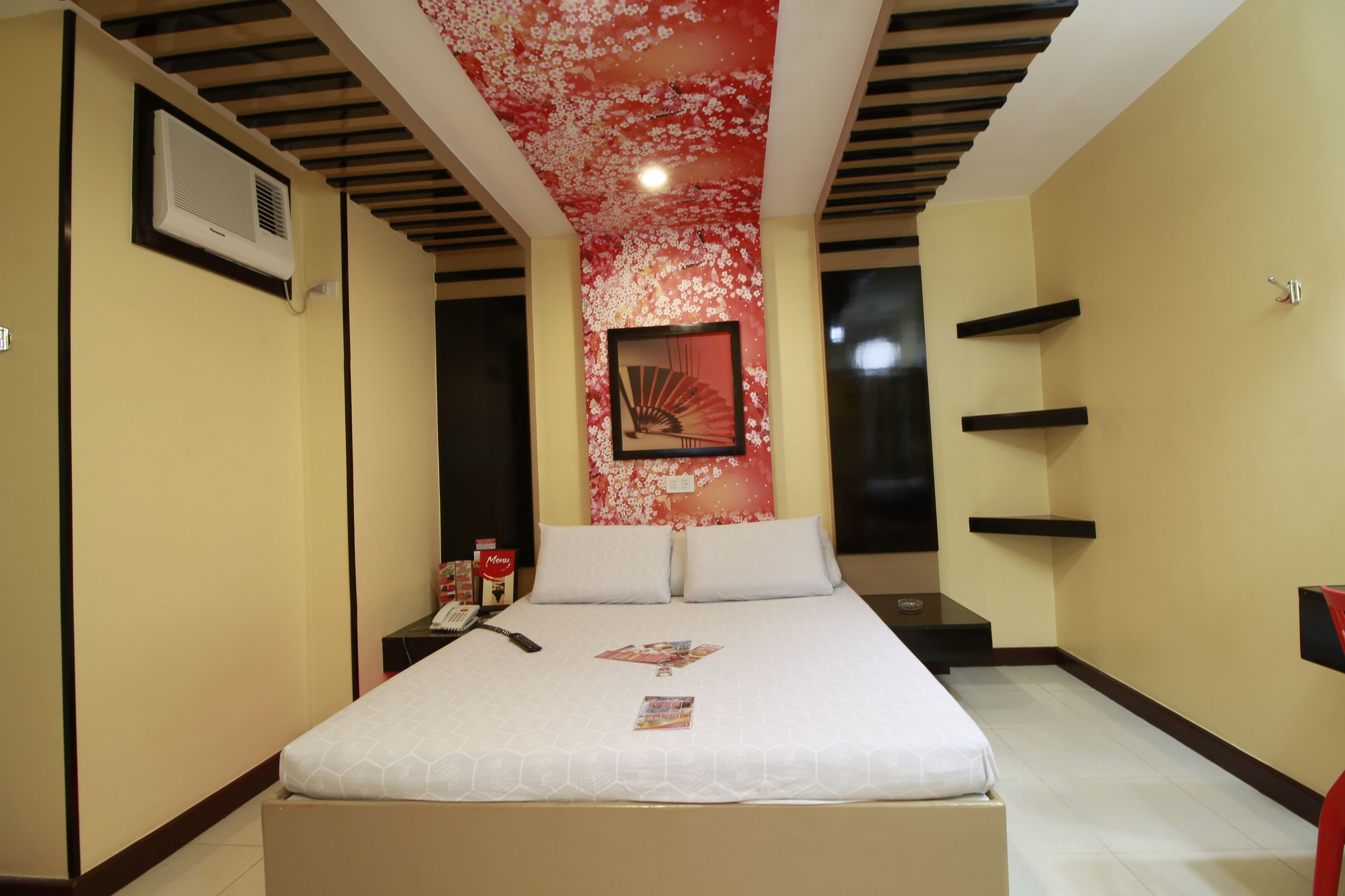 Hotel Sogo Alabang Rotonda 2*