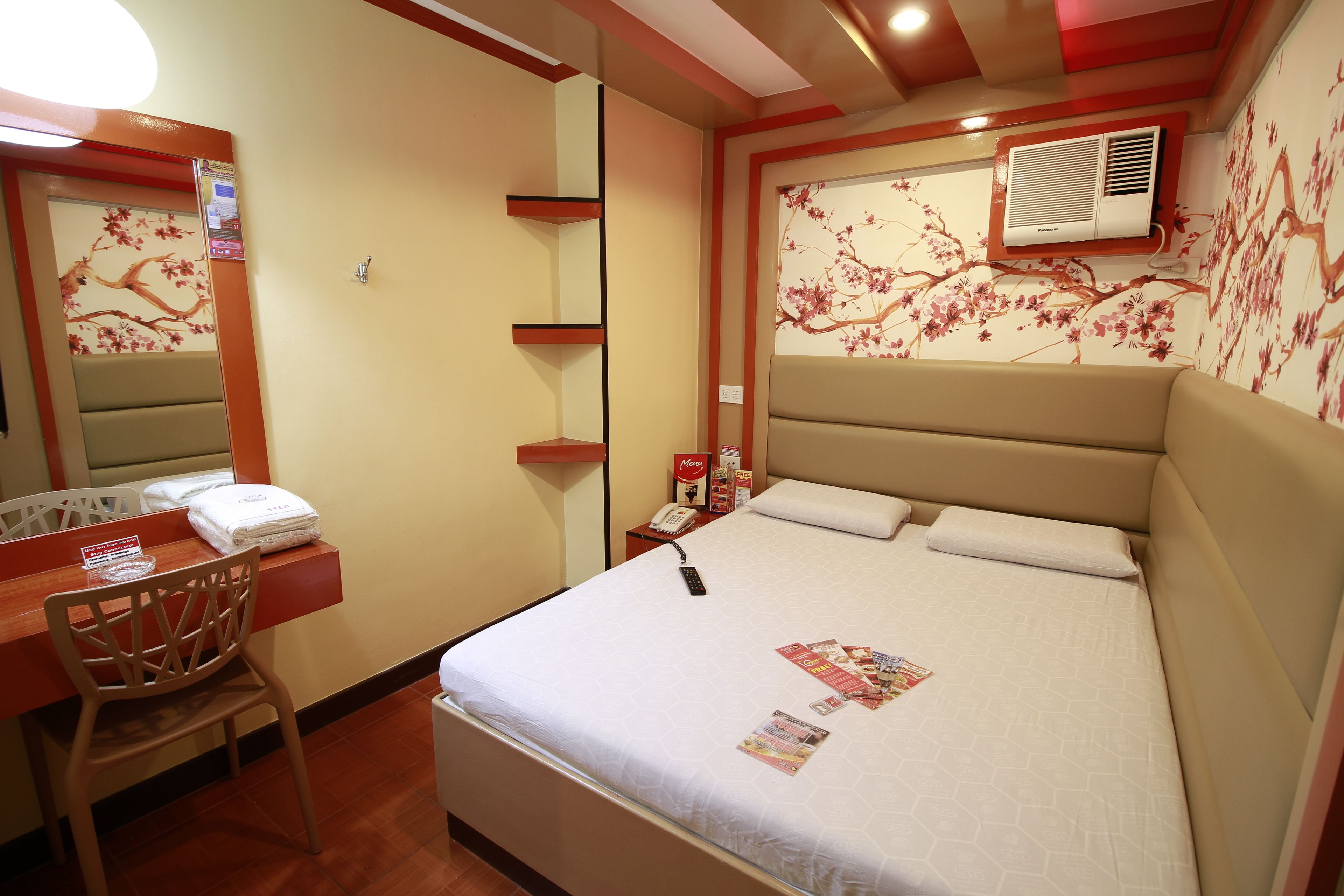 Hotel Sogo Alabang Rotonda 2*